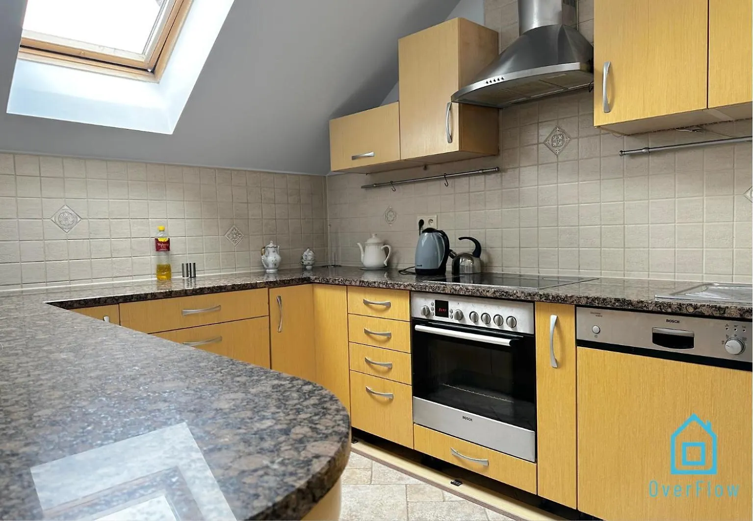 Attic Room - Charming Place, 15 Minutes To Gdansk Old Town & 5 Minutes To Seaside