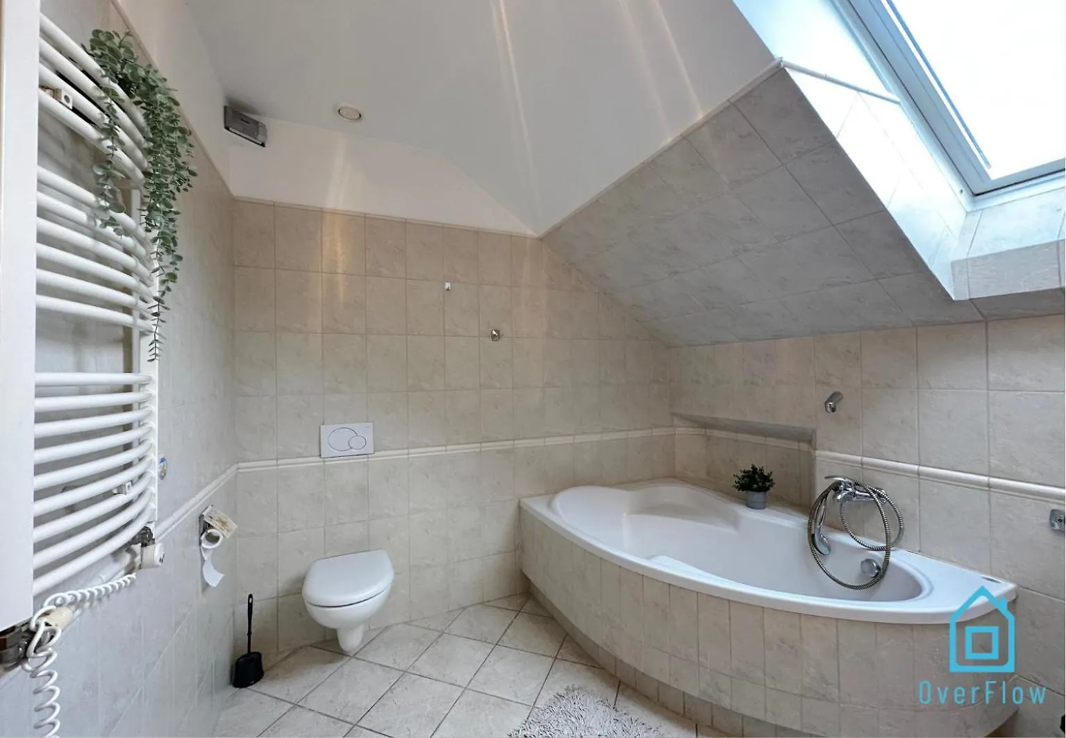 ホームステイ Attic Room - Charming Place, 15 Minutes To Gdansk Old Town & 5 Minutes To Seaside ポーランド